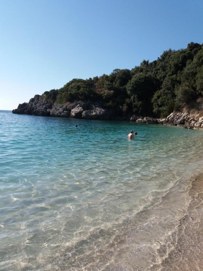 Theros Blu Sarakiniko (Epirus) Dış mekan fotoğraf