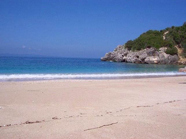 Theros Blu Sarakiniko (Epirus) Dış mekan fotoğraf